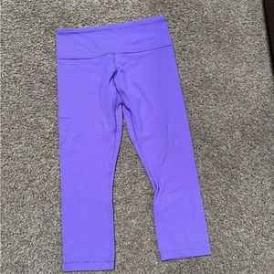 LULULEMON CROPPED LEGGINGS